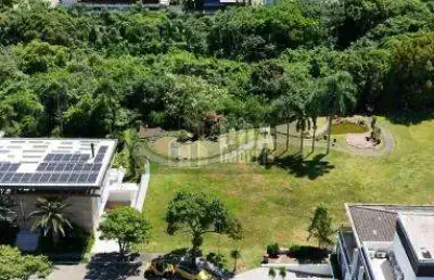 Terreno em condomínio de alto padrão em jurerê internacional