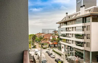 Apartamento mobiliado a 150 metros da praia de jurerê