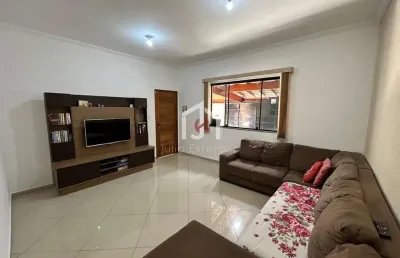 Casa com 3 quartos à venda na rua mercedes bonafé terashima, residencial portal da mantiqueira, taubaté por r$ 600.000
