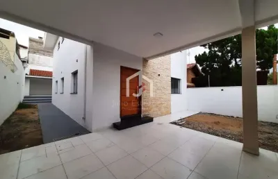 Casa com 3 quartos à venda na avenida josé pedro da cunha, jardim maria augusta, taubaté por r$ 830.000