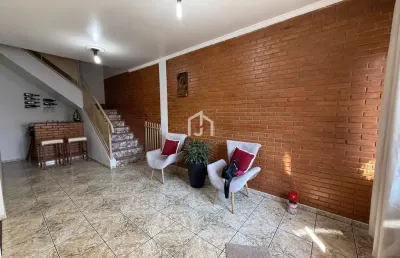 Casa com 3 quartos à venda na rua professor demétrio ivahy badaró, residencial sítio santo antônio, taubaté por r$ 530.000