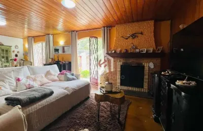 Casa com 4 quartos à venda na vila nova suiça, campos do jordão  por r$ 1.200.000