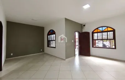 Casa com 3 quartos à venda na rua eloisa vilela ribeiro, vila bourghese, pindamonhangaba por r$ 650.000