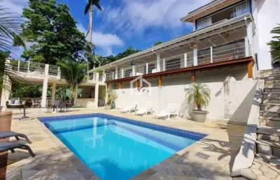Casa em condomínio fechado com 4 quartos à venda em ponta grossa, ubatuba  por r$ 4.900.000