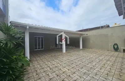 Casa em condomínio fechado com 4 quartos à venda no centro, ubatuba  por r$ 1.100.000