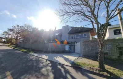 Casa com piscina c/ piscina 1084m² de terreno e 546 m² de área construída no santa cândida