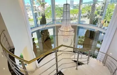 Casa com 4 quartos à venda na avenida dos dourados, 210, jurerê internacional, florianópolis por r$ 7.900.000