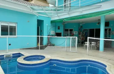 Casa com 3 quartos à venda na rua das algas, 654, jurerê internacional, florianópolis por r$ 3.950.000