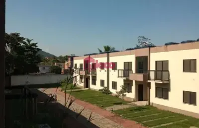 Casa em condomínio fechado com 2 quartos à venda na luiz emygdio de mello filho, 80, guaratiba, rio de janeiro, 48 m2 por r$ 190.000