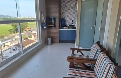 Cobertura em principal rua no centro de ubatuba, com vista deslumbrante para o mar e a roda-gigande ubatuba-sp