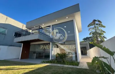 Belíssima casa recém construída em condomínio fechado ubatuba-sp