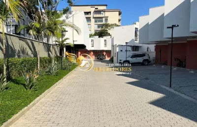 Casa a venda em condominío fechado na praia do itagua ubatuba-sp