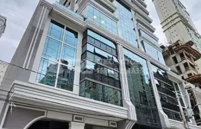 Apartamento com 3 quartos à venda na Rua 236, 400, Meia Praia, Itapema