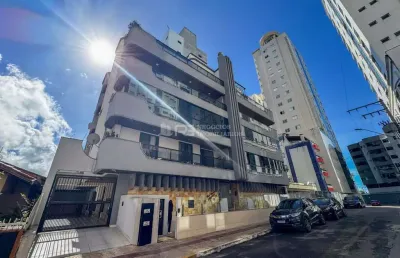 Apartamento diferenciado com ampla área externa, centro, itapema - sc