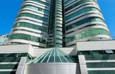 Apartamento bem localizado em meia praia, meia praia, itapema - sc