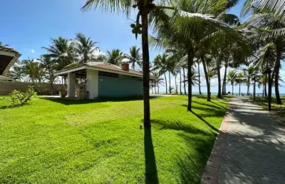 Oportunidade otima casa frente mar no porto buscavida resort