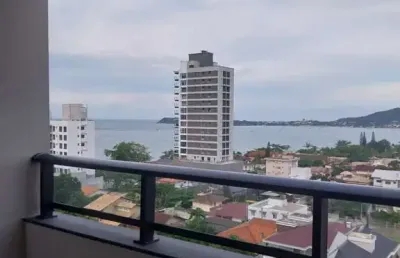 Apartamento com vista mar, á apenas 150m do mar, com 03 dormitórios! na praia de