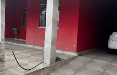 Casa com 2 quartos à venda no santo agostinho, volta redonda  por r$ 350.000