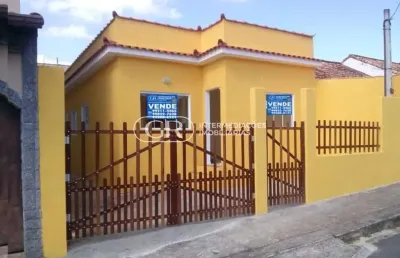 Casa com 3 quartos à venda no varjão, piraí  por r$ 280.000