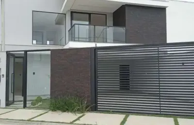 Casa com 3 quartos à venda no jardim amália, volta redonda  por r$ 1.450.000