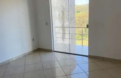 Casa com 3 quartos à venda no água limpa, volta redonda  por r$ 400.000