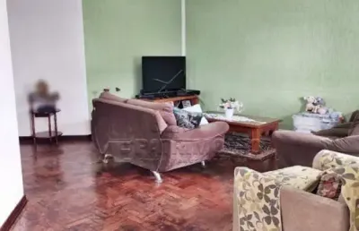Casa com 3 quartos à venda na Goncalves Junior, 531, Vila Barão, Sorocaba