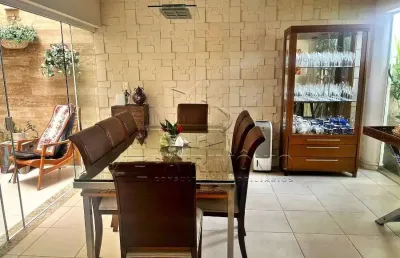 Casa em condominio,2 dormitorio(s) bairro campolim tivoli park