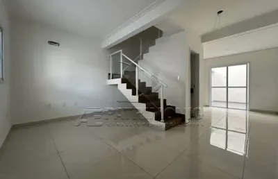 Casa em condominio,2 dormitorio(s) bairro simus americo figueiredo - residencial