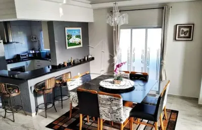 Casa em condominio,4 dormitorio(s) bairro cajuru do sul villa verona