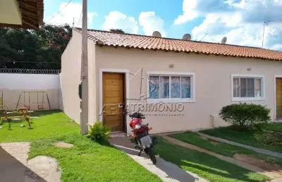 Casa em condominio,2 dormitorio(s) bairro maria elvira villagio pitangueiras - residencial