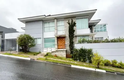 Sobrado com 4 suites sendo 1 master parque esplanada - residencial