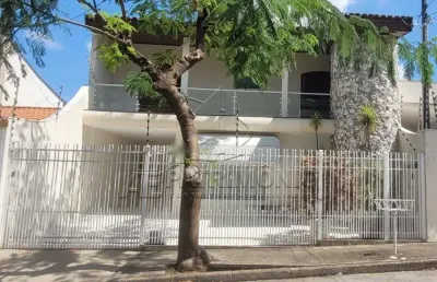 Sobrado 3 quartos sendo 1 suite e 1 suite com closet jardim trujillo