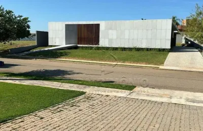 Casa terrea em condominio com 3 suites; fazenda jequitiba