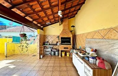 Casa assobradada; 2 suites com closet; santa rosália; sorocaba; leste