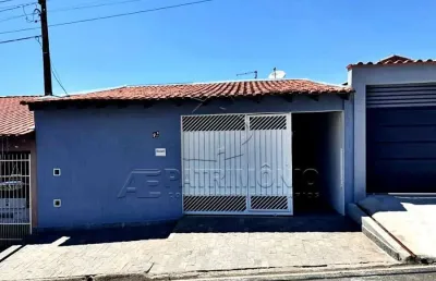 Casa, dois dormitórios, sendo um deles suíte no bairro piazza di roma