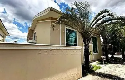 Sobrado em condominio com 4 dorms sendo 1 suite simples e 1  master; vila azul; sorocaba