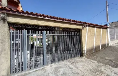 Casa com 3 quartos à venda na Imperatriz Leopoldina, 645, Vila Jardini, Sorocaba