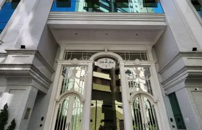Edifício vale dos reis - centro em balneário camboriú