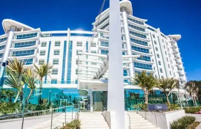 Apartamento com 3 quartos para alugar na Avenida José Medeiros Vieira, 1, Praia Brava, Itajaí
