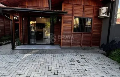 Casa em condomínio fechado com 2 quartos para alugar na Rua São Judas, 1, Centro, Itajaí