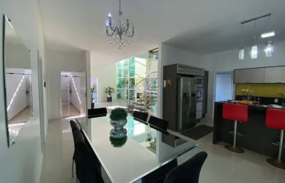 Casa de alto padrão no coração de balneário camboriú