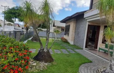 Casa com 4 quartos à venda na Rua Alzemiro Pandine, 602, Centro, Tijucas