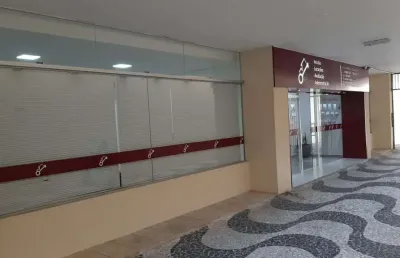 Sala comercial para alugar na rua doutor pedrosa, 140, centro, curitiba, 21 m2 por r$ 1.200