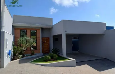 Linda casa a venda no condomínio portal da serra - bragança paulista sp.