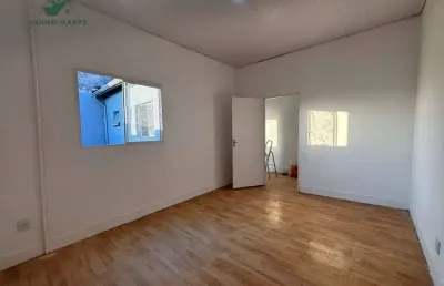 Casa com 2 quartos para alugar na Rua Thome Franco, Centro, Atibaia