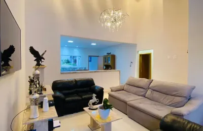 Casa com 3 quartos à venda na Rua Dona Regina Michielin, Jardim Belvedere, Araras