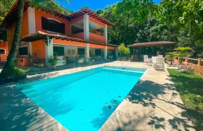 Casa à venda condomínio green wood park itanhangá de 669m² de área construída com 4 suítes varanda gourmet piscina sauna sala 4 ambientes