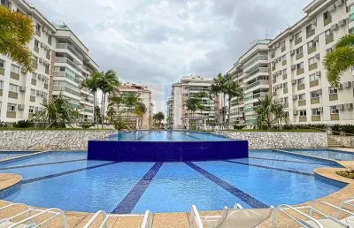 Apartamento reformado à venda laguna di mare barra da tijuca de 107m² com 3 quartos 1 suíte  varanda gourmet dependência completa 2 vagas de garagens