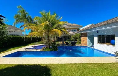 Belíssima casa à venda condomínio mansões na barra da tijuca  de 1200m² com 5 suítes área de lazer com piscina e varanda gourmet 4 vagas de garagem