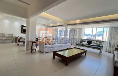 Excelente apartamento à venda copacabana andar alto com vista lateral decorado e reformado de 210m²  com 3 suítes cozinha planejada 1 vaga de garagem